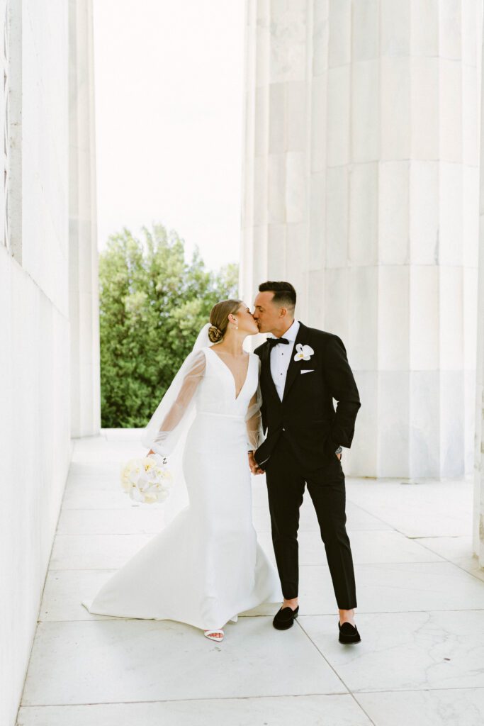 Lincoln Memorial DC wedding photos 
